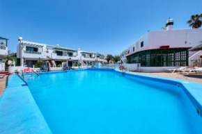 Apartment La Vela Azul -POOL & TENNIS - free AC &Good WIFI- Smart TV